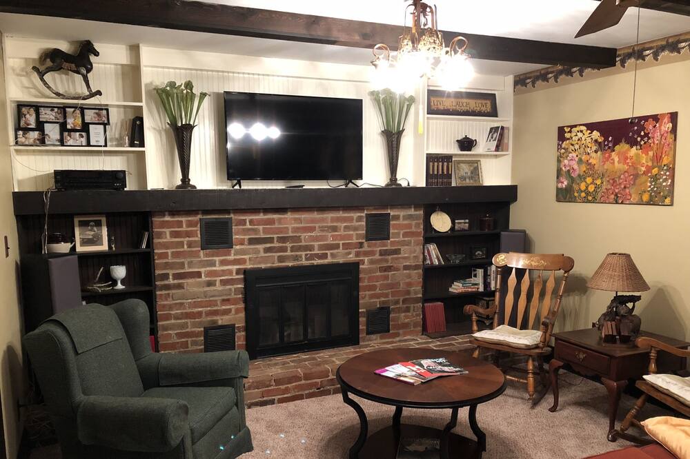 Photo of Bedroom in Springfield