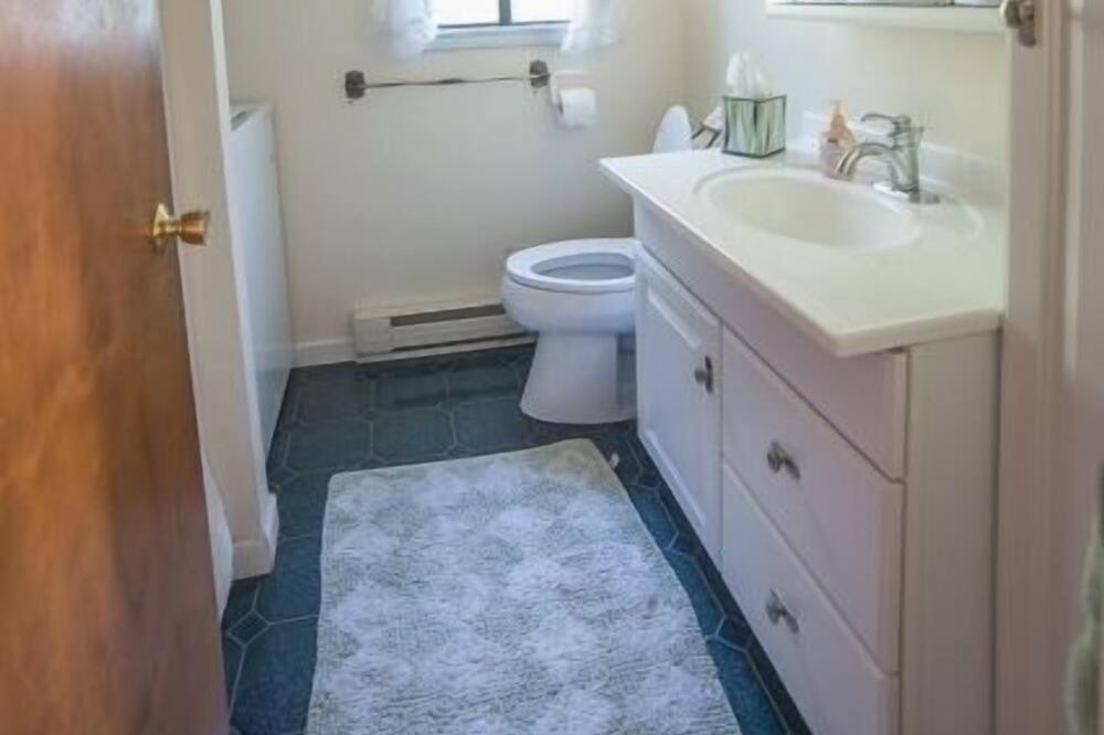 Photo of Bathroom in Beaver Island