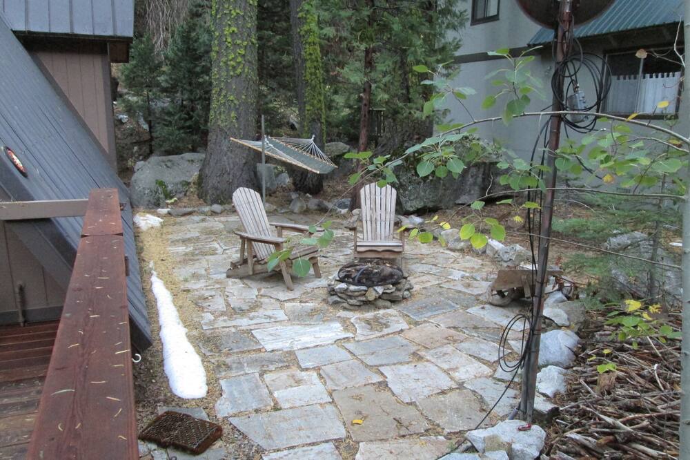 Photo of Outdoor in Strawberry