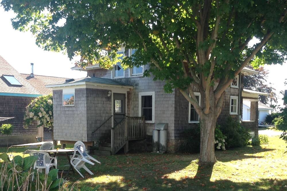 Photo of Outdoor in Groton Long Point