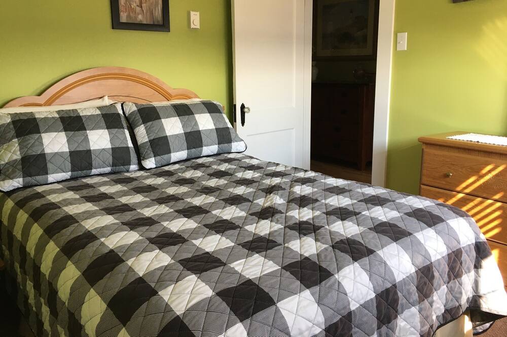 Photo of Bedroom in Lewisporte