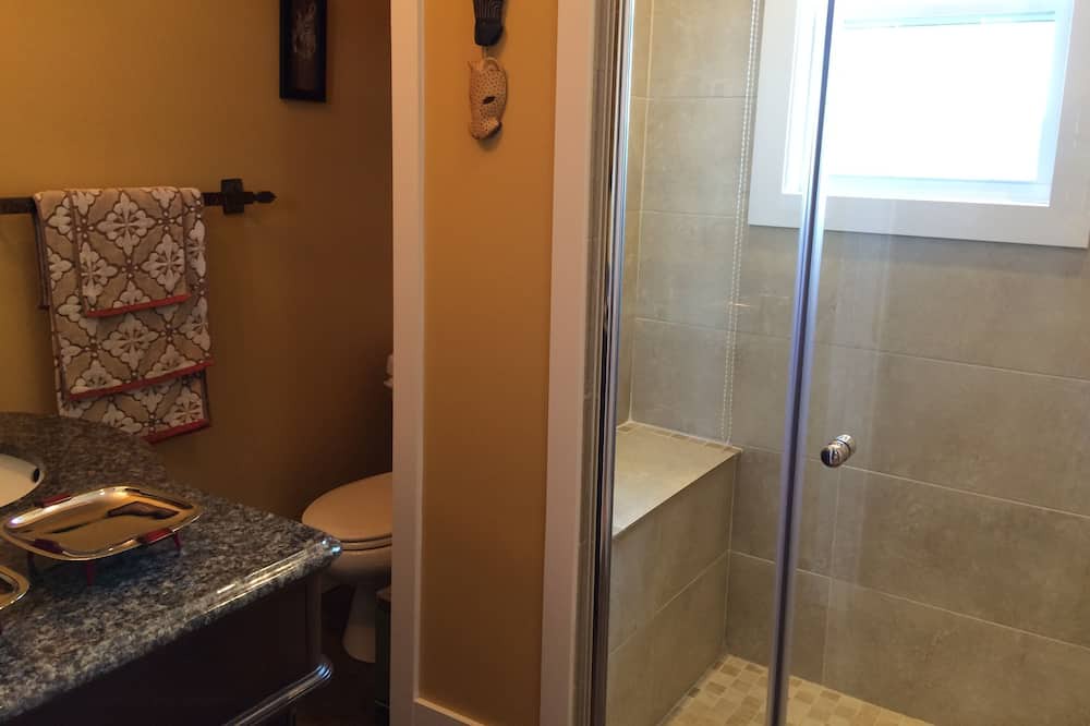 Photo of Bathroom in Lewisporte