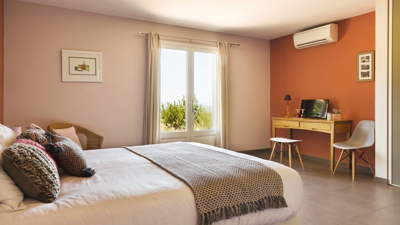 Photo of Bedroom in Calcatoggio