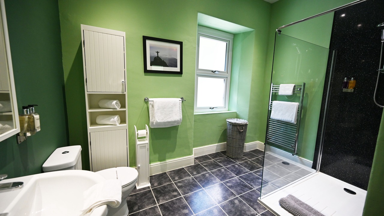 Photo of Bathroom in Corris