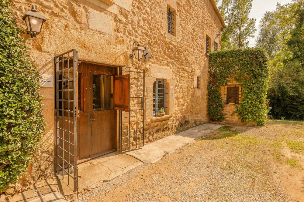 Photo of Outdoor in Cornella del Terri