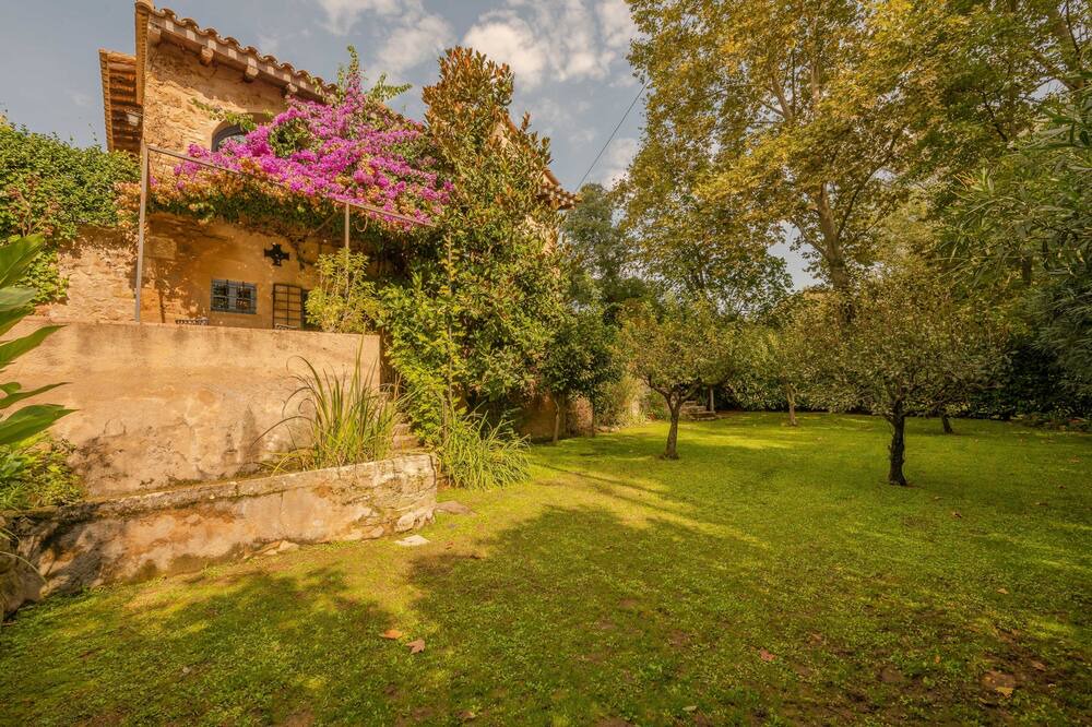 Photo of Outdoor in Cornella del Terri