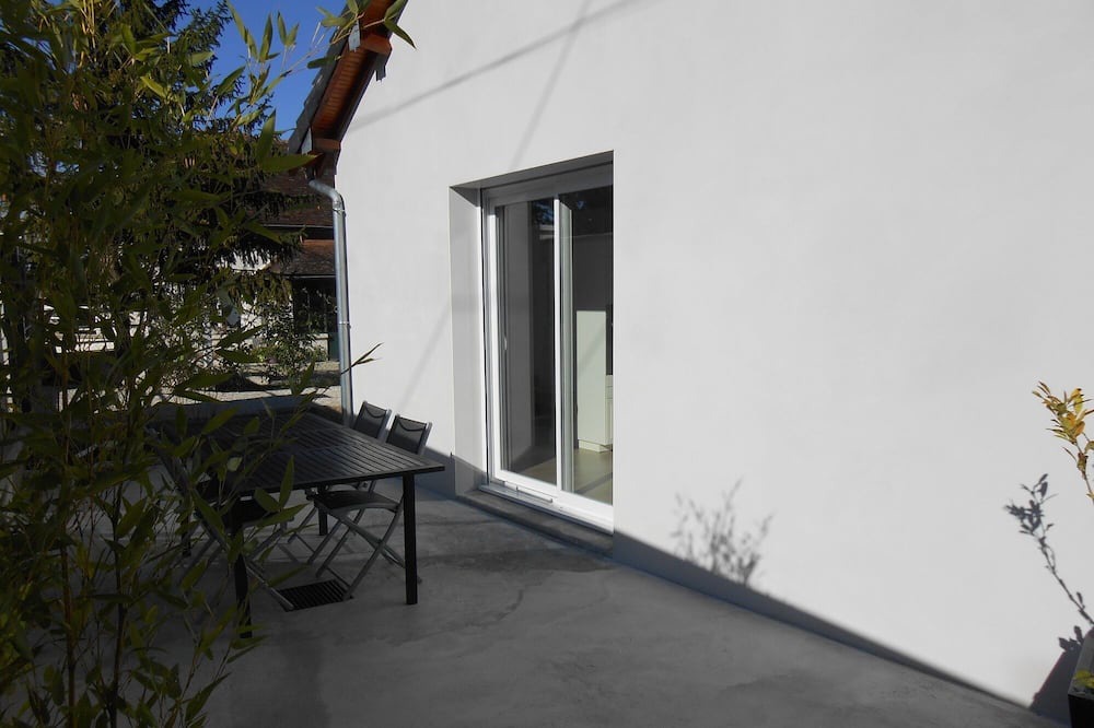 Photo of Patio Balcony in Pougy