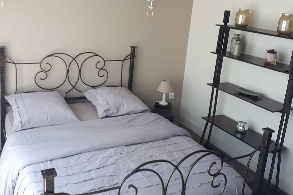 Photo of Bedroom in Pougy