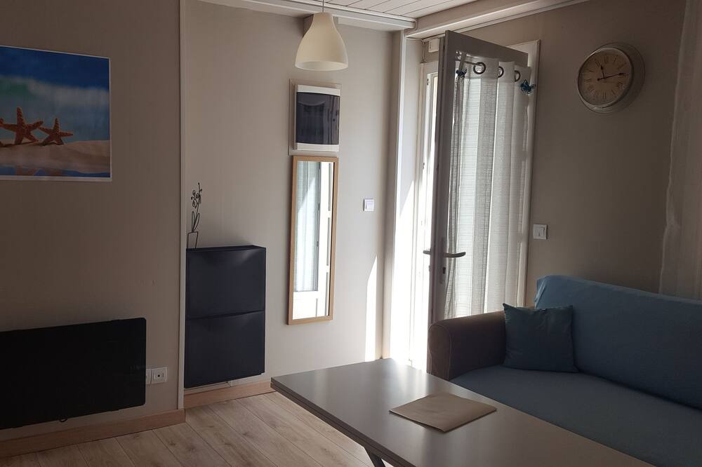 Photo of Livingroom in Niolon