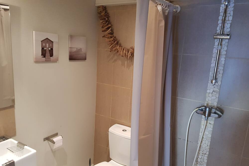 Photo of Bathroom in Niolon