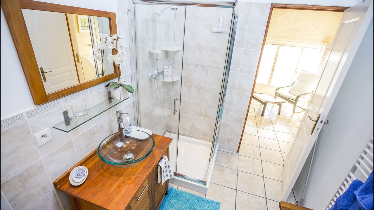 Photo of Others in Leoville