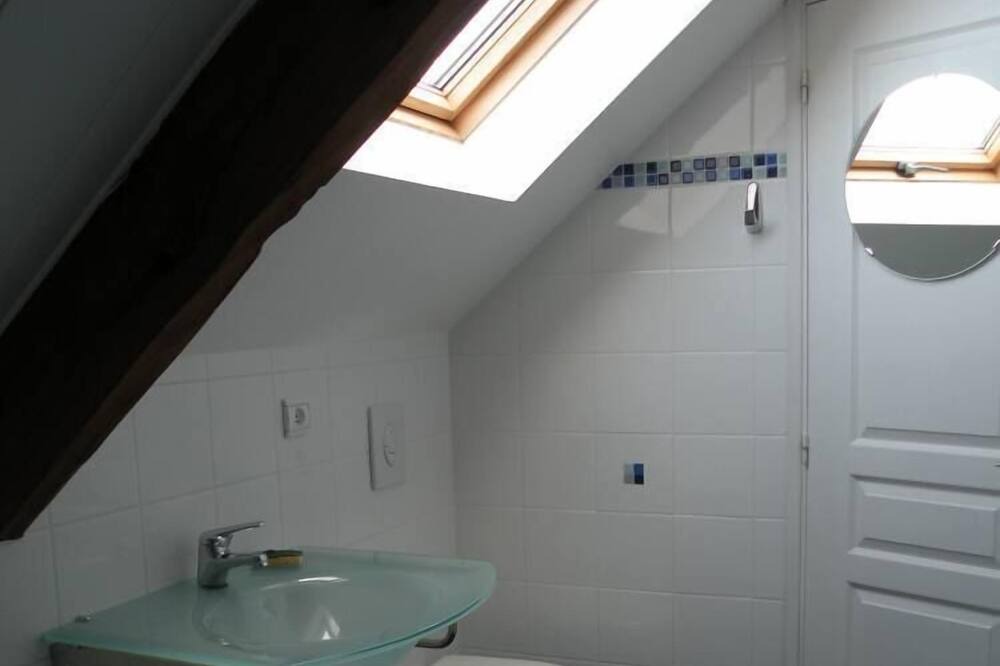 Photo of Bathroom in Plouer-sur-Rance