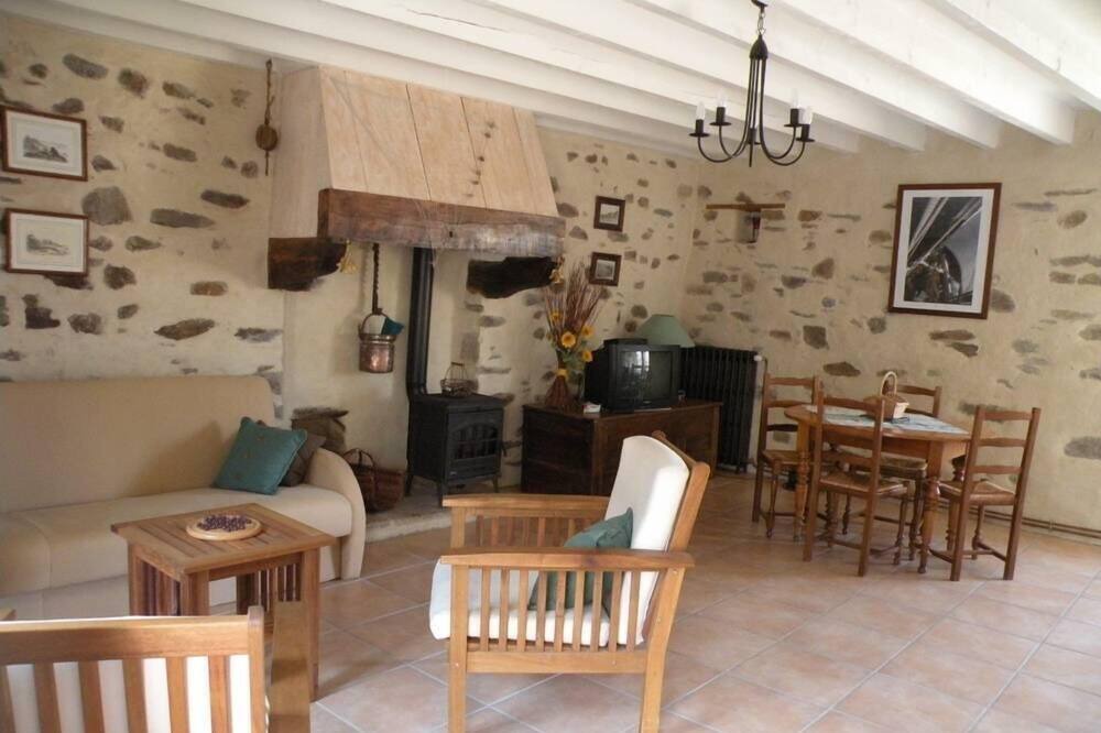 Photo of Livingroom in Plouer-sur-Rance