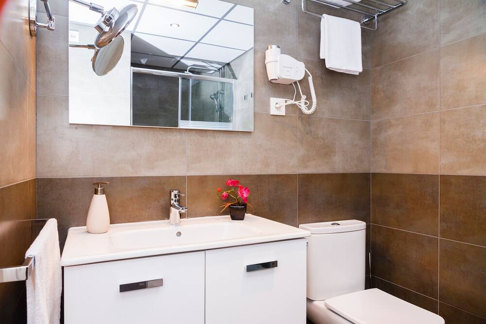 Photo of Bathroom in Hostafrancs