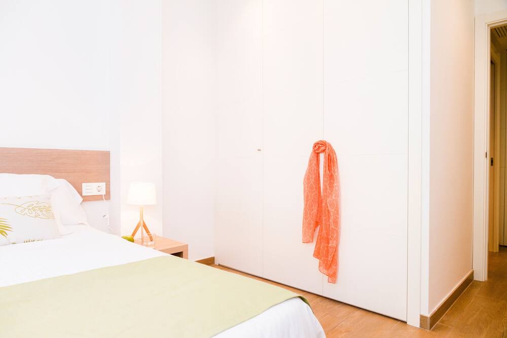 Photo of Bedroom in Hostafrancs