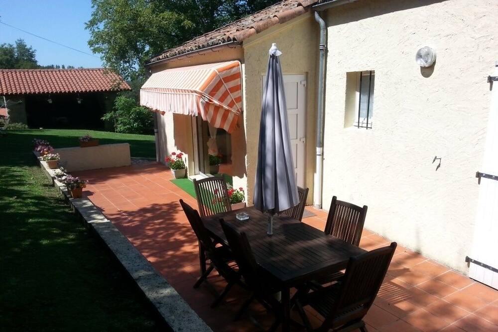 Photo of Patio Balcony in Loubens
