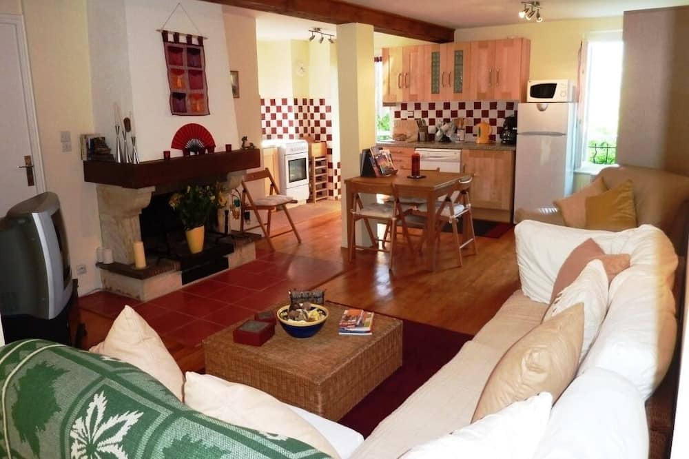 Photo of Livingroom in Loubens