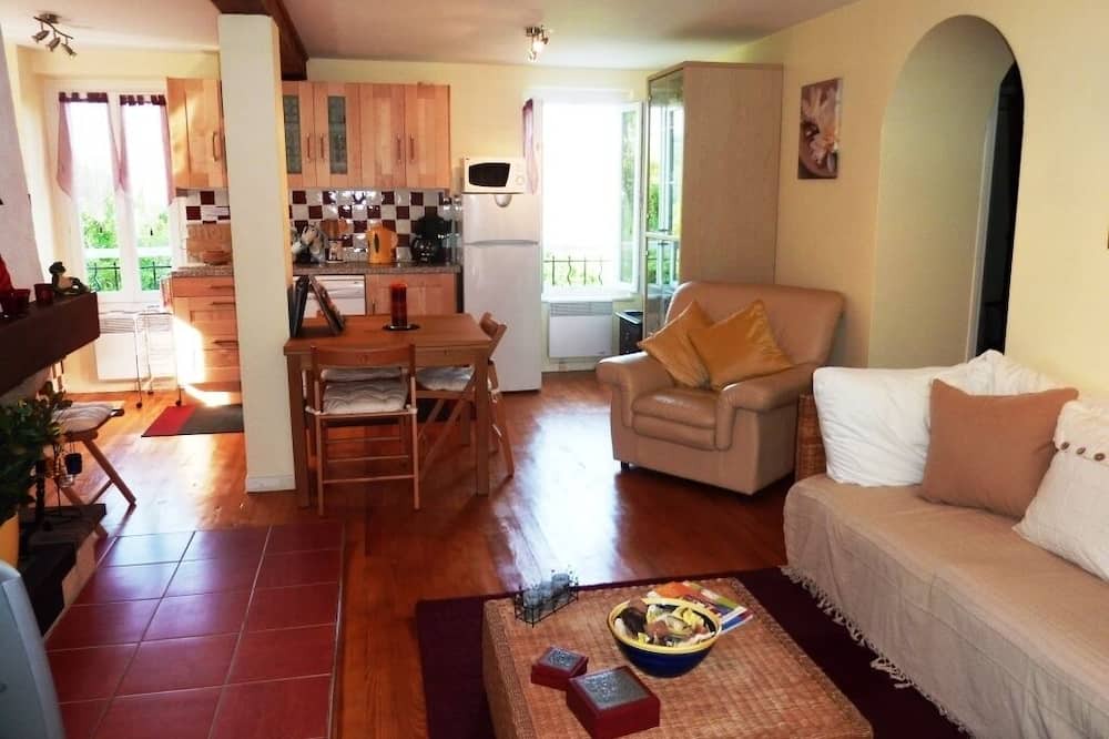 Photo of Livingroom in Loubens