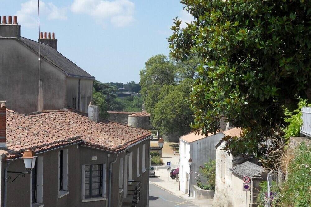Photo of Outdoor in Apremont