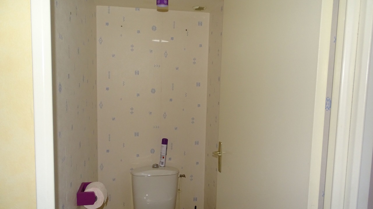 Photo of Bathroom in Betton