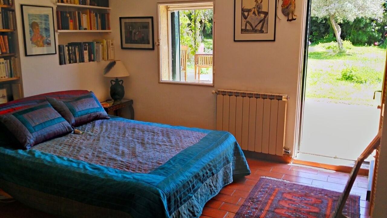 Photo of Bedroom in Sommieres