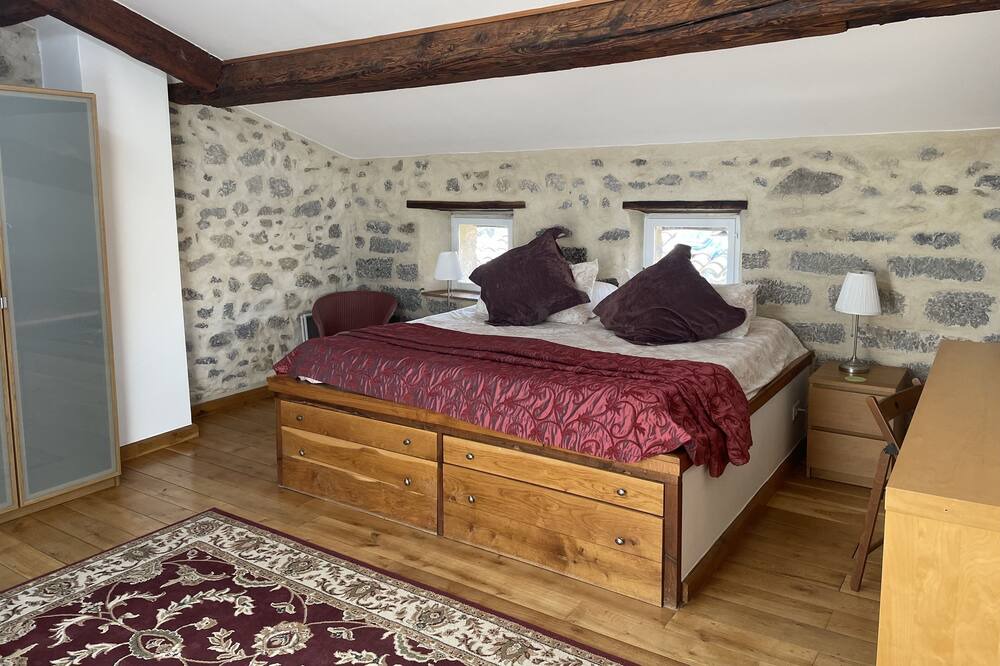 Photo of Bedroom in Lagrasse