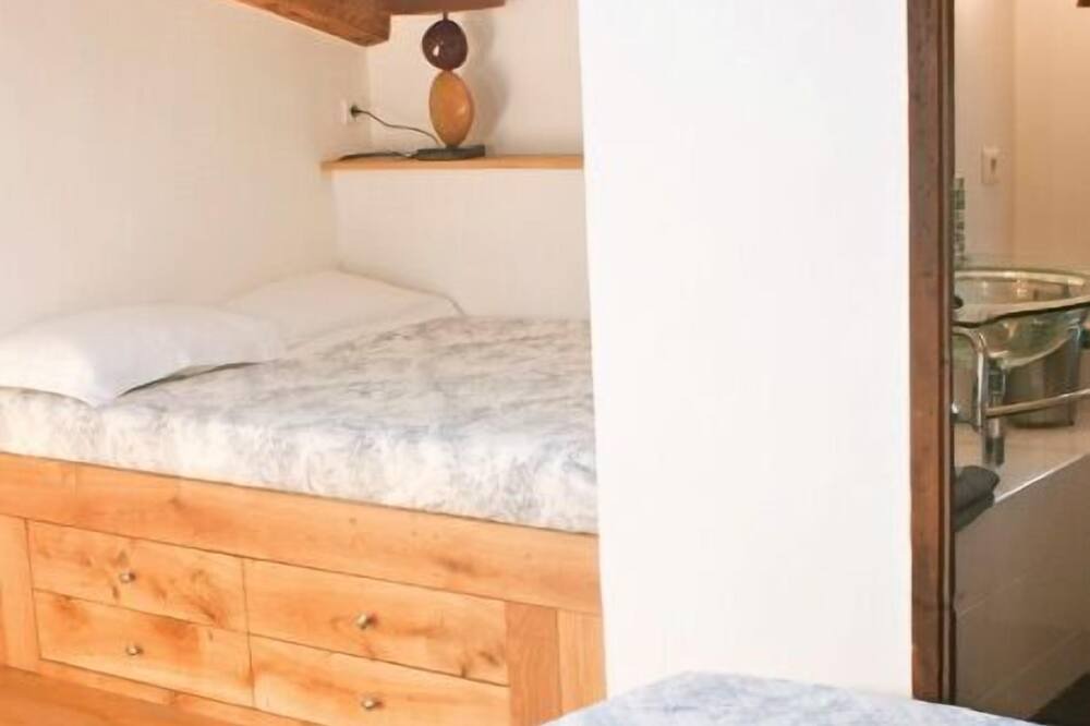 Photo of Bedroom in Lagrasse