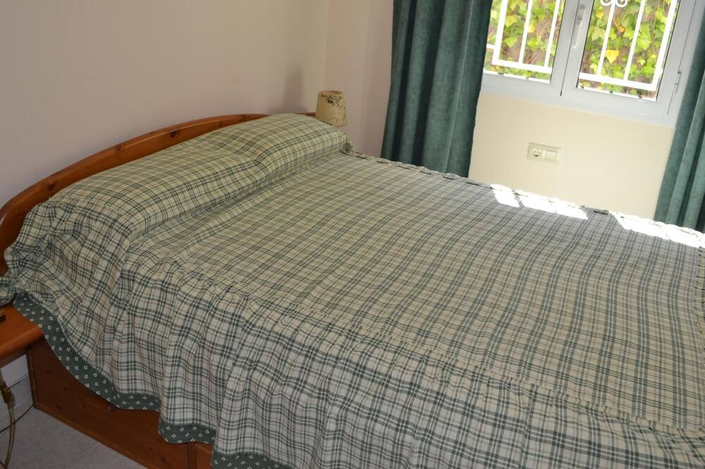 Photo of Bedroom in Llanca