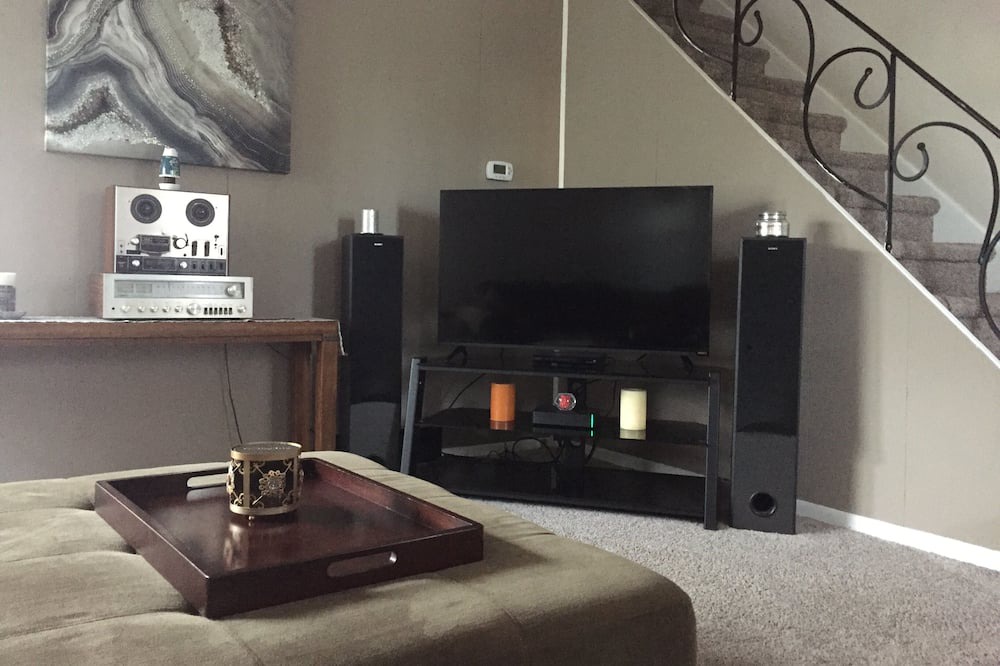 Photo of Livingroom in Swarthmorewood