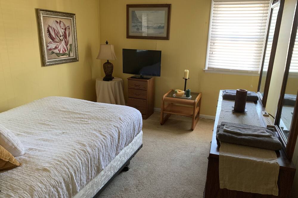 Photo of Bedroom in Swarthmorewood