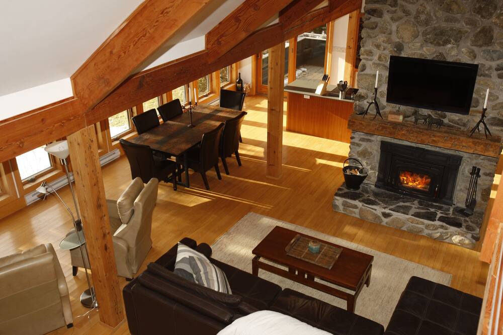 Photo of Bedroom in Memphremagog Regional County Municipality