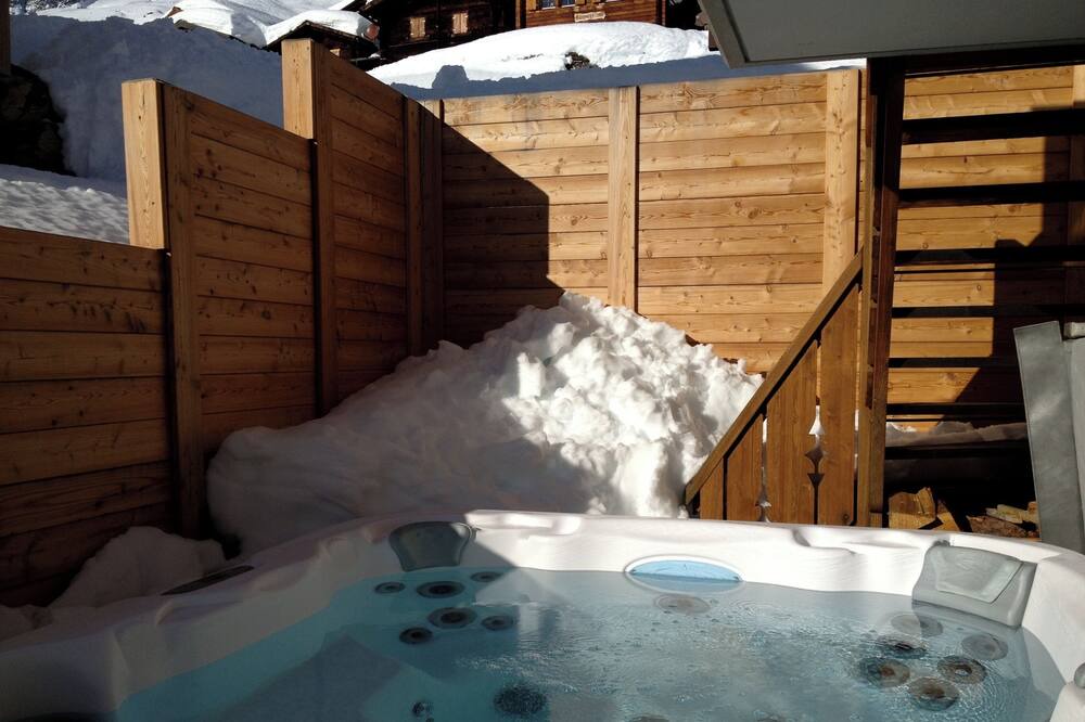 Photo of Outdoor in Wiler