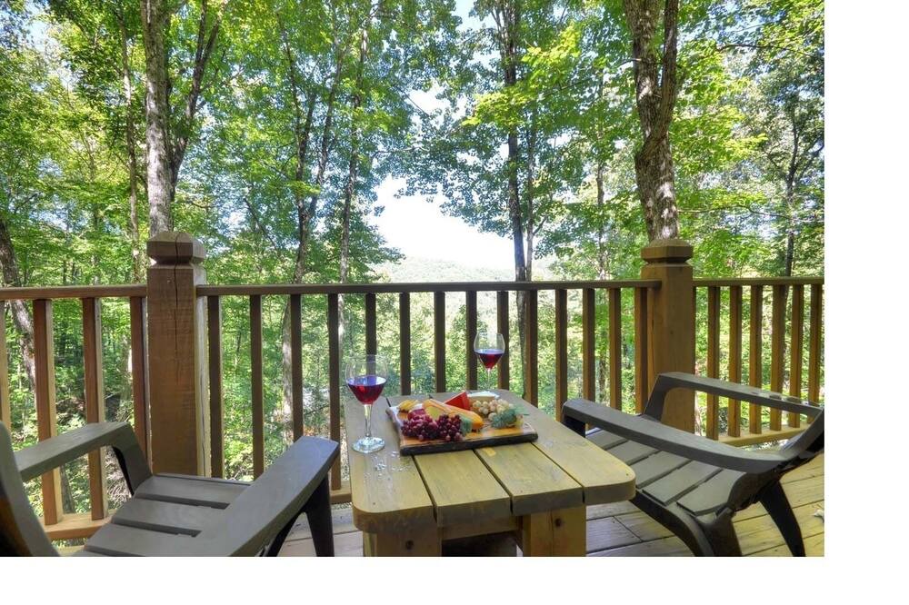 Photo of Patio Balcony in Robbinsville