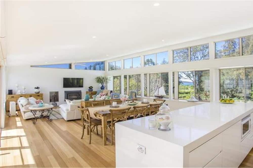 Photo of Others in Long Beach