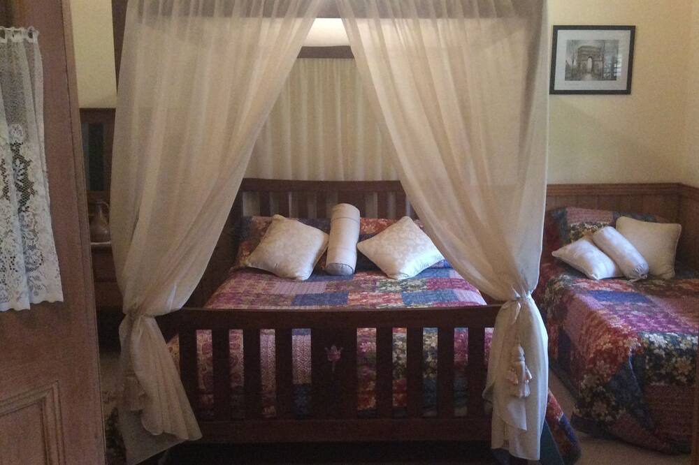 Photo of Bedroom in Nirranda