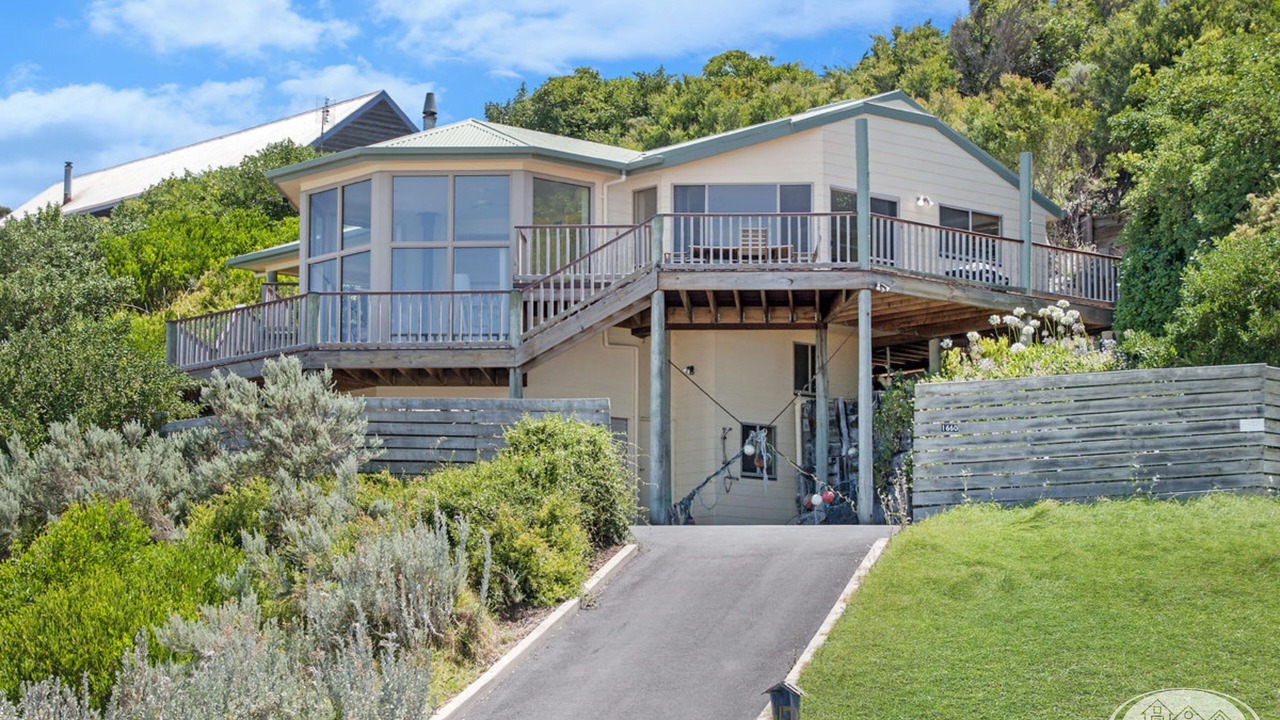 Photo of Buildings in Cape Bridgewater