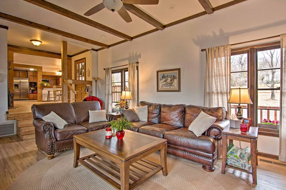 Photo of Bedroom in Sand Springs