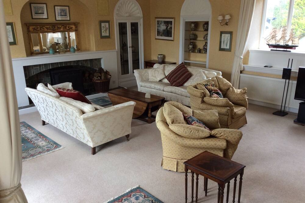 Photo of Others in Newton Ferrers