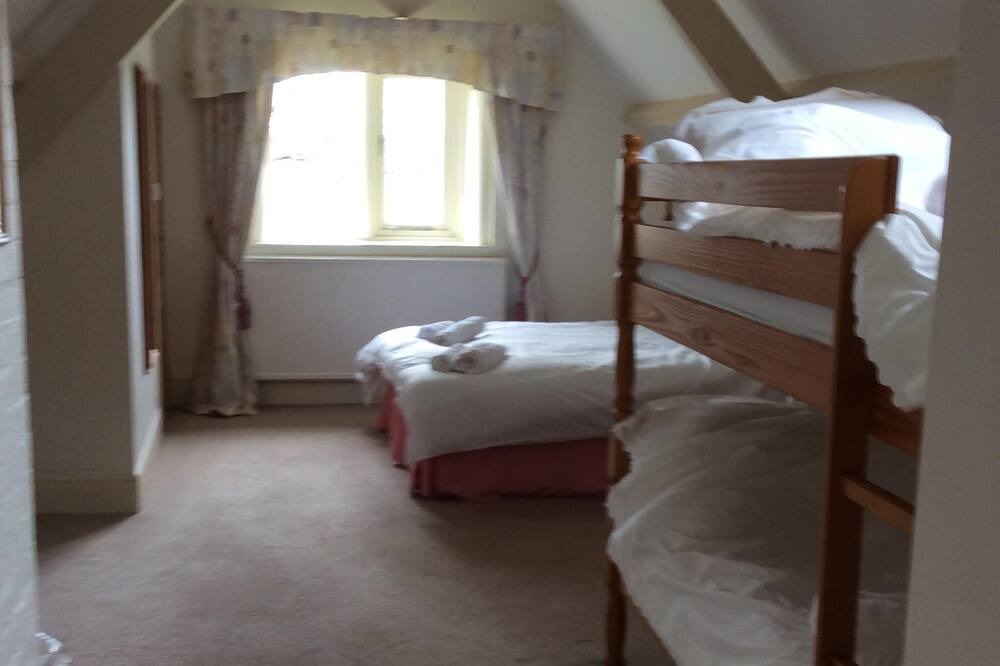Photo of Bedroom in Newton Ferrers