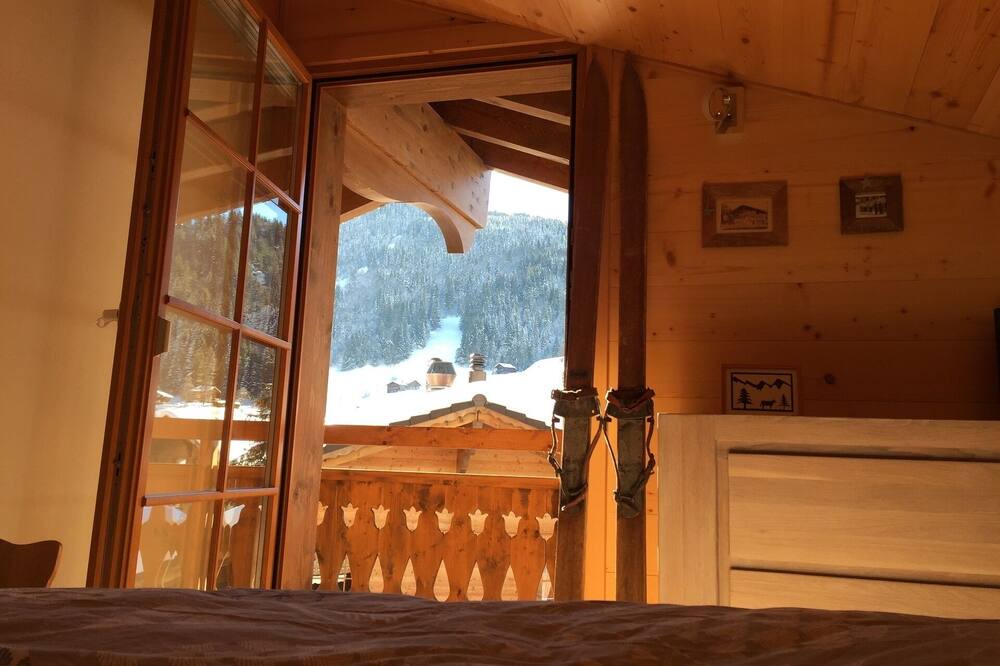 Photo of Bedroom in Ormont-Dessus