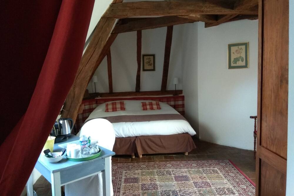 Photo of Bedroom in Vernou-sur-Brenne