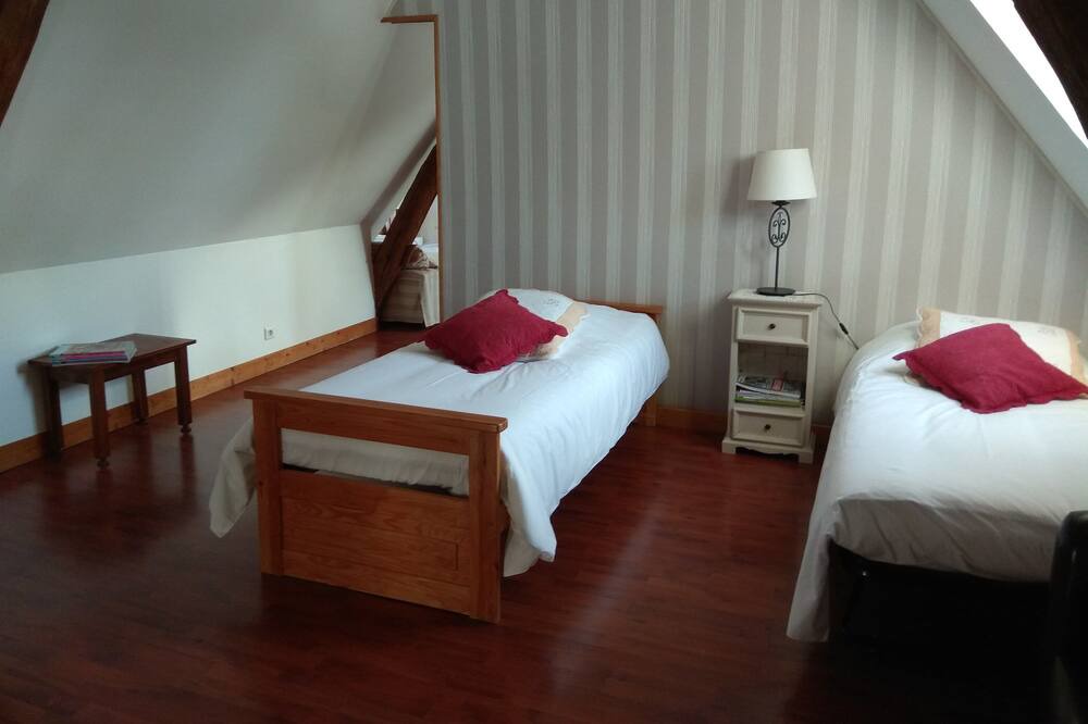 Photo of Bedroom in Vernou-sur-Brenne