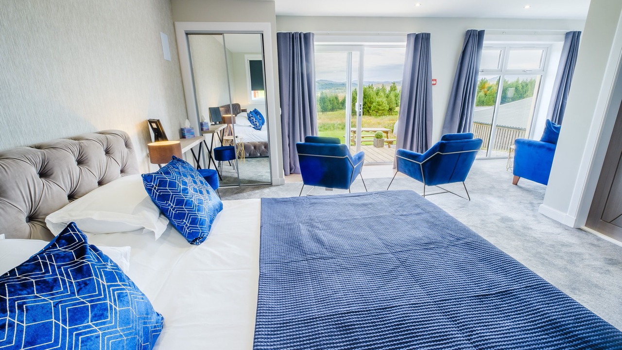 Photo of Others in Salen