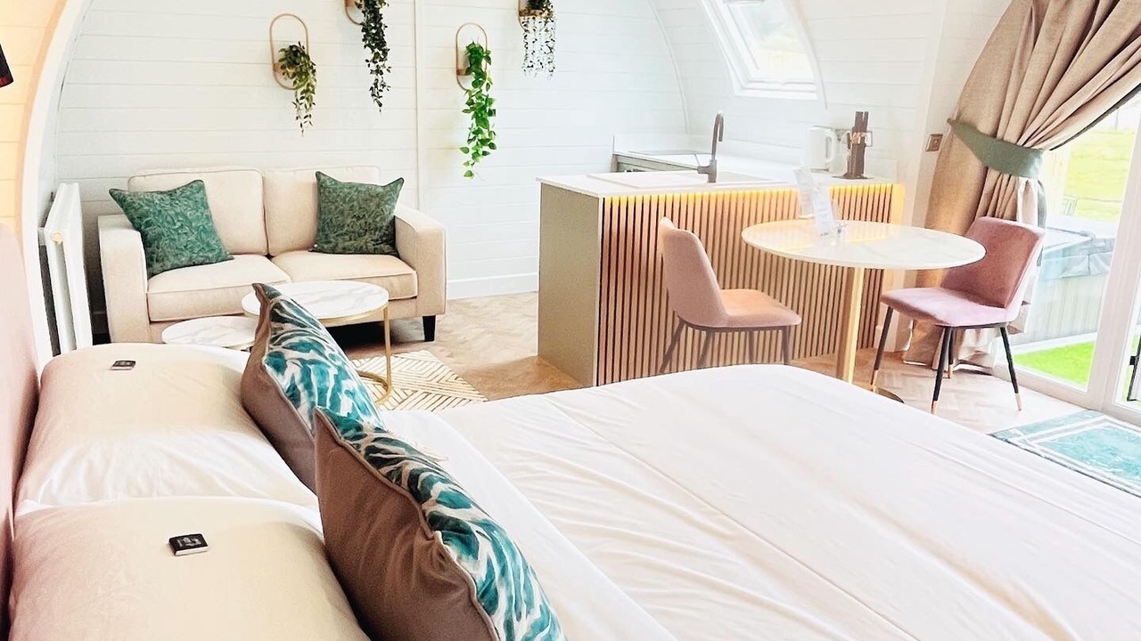 Photo of Others in Salen