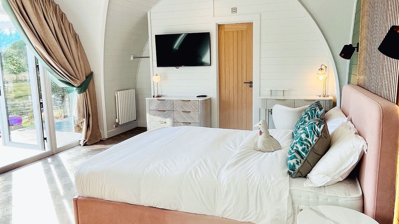 Photo of Others in Salen