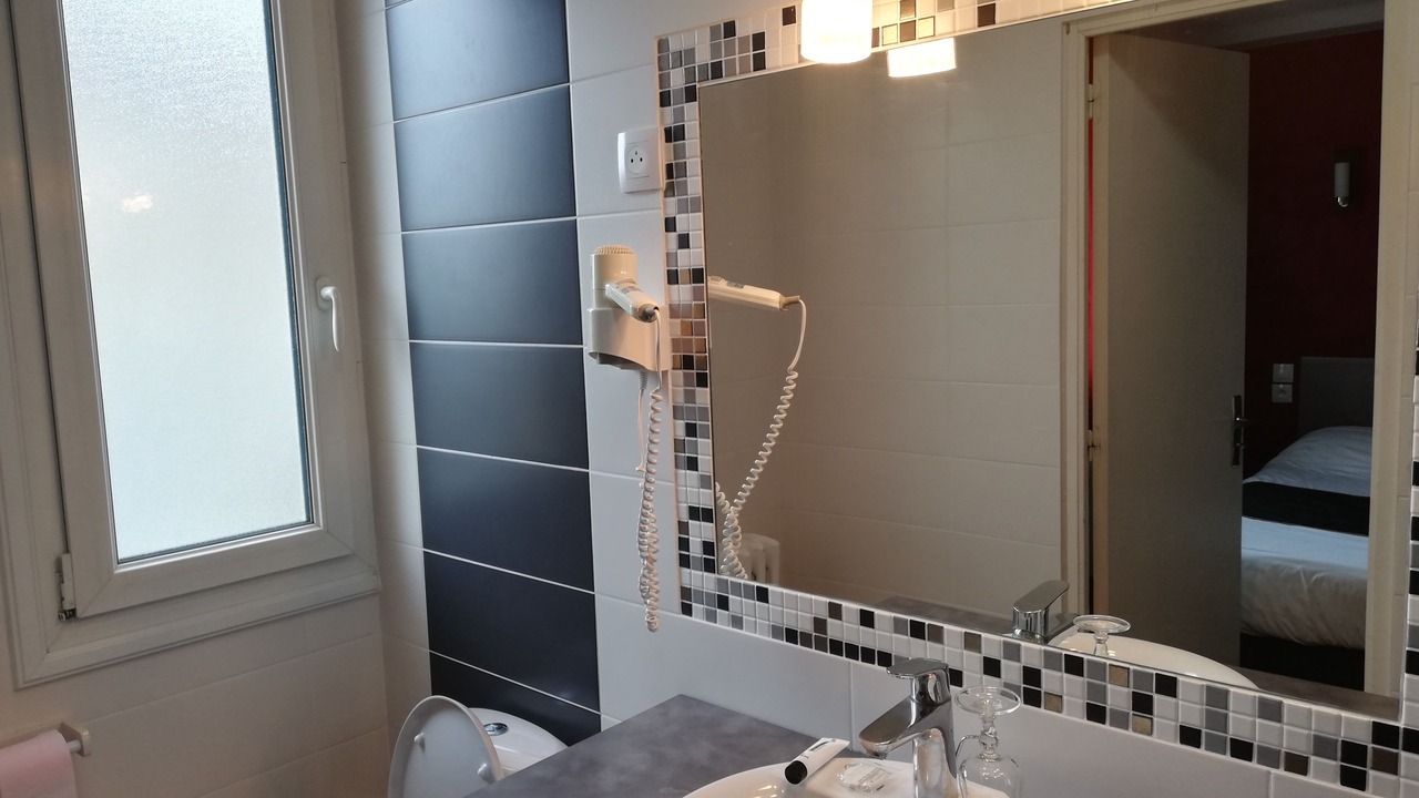 Photo of Bathroom in Montauban-de-Bretagne