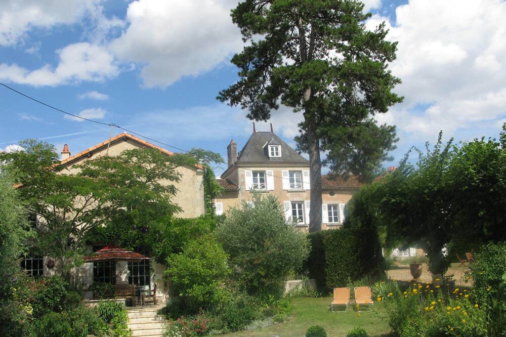Photo of Others in Les 3 Cites
