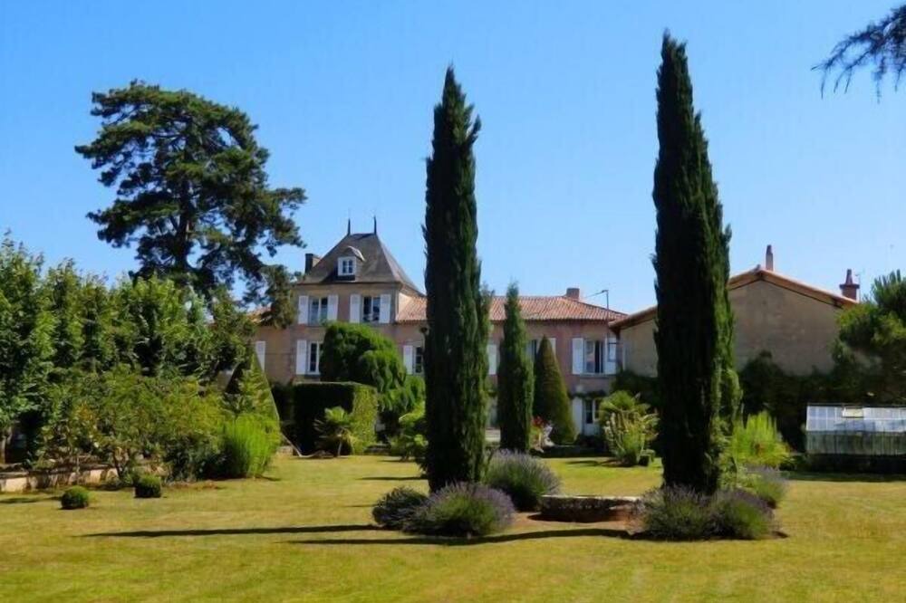 Photo of Outdoor in Les 3 Cites