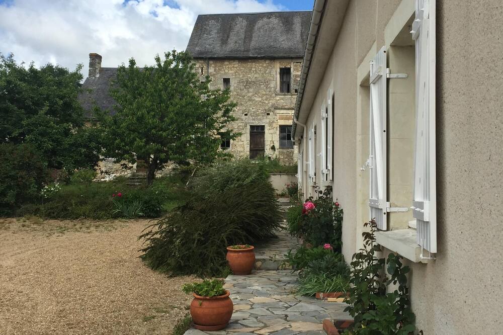 Photo of Outdoor in Mansigne