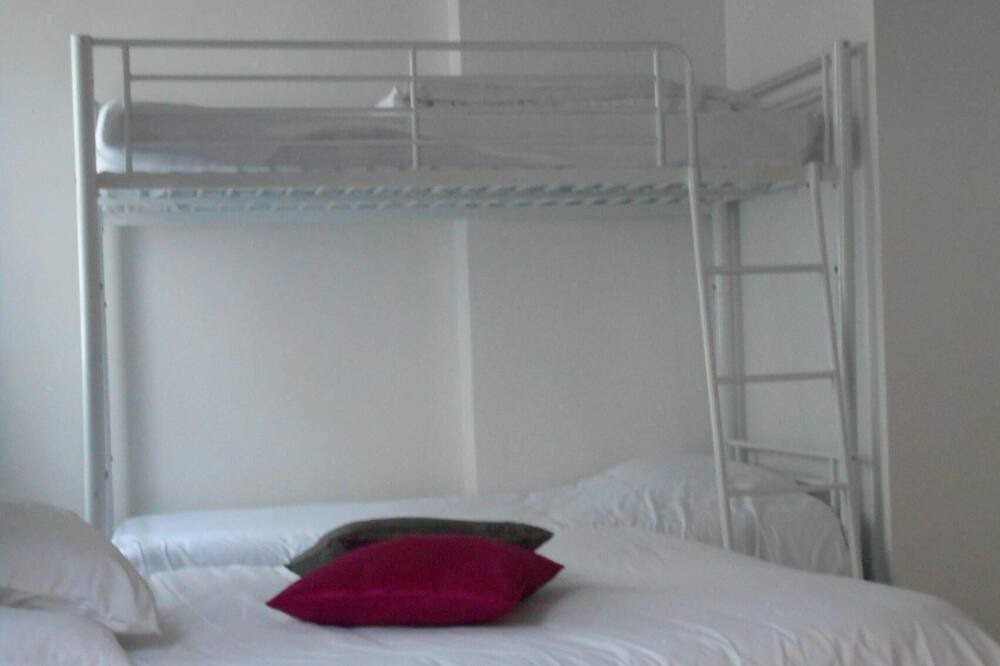 Photo of Bedroom in Azay-le-Rideau